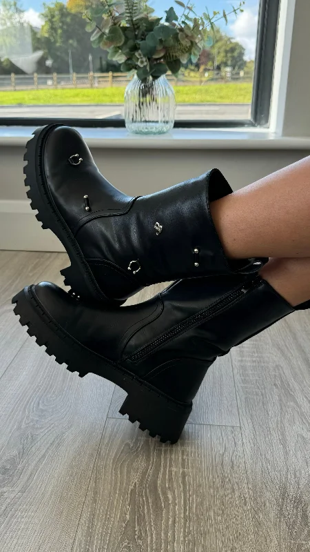 Vivianna Black Chunky Boots