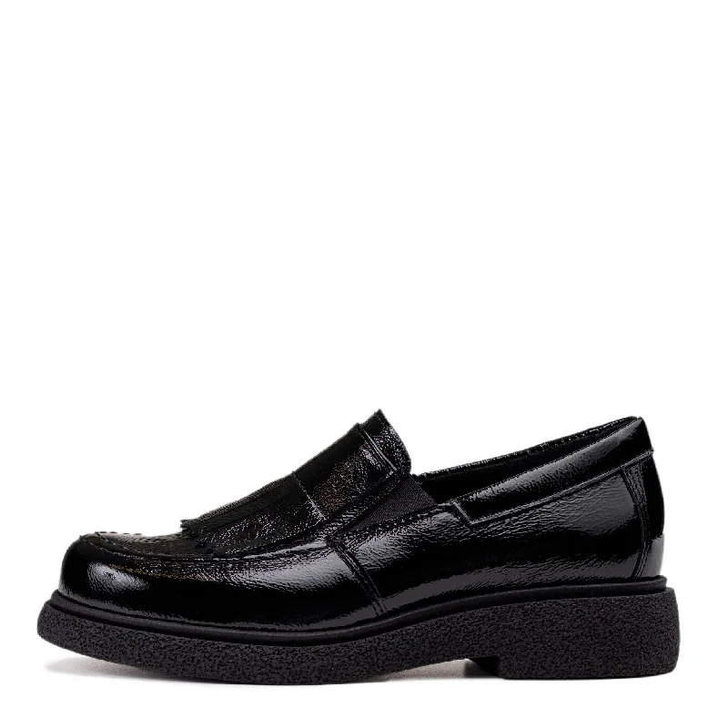 MATARA Women’s tassel loafers