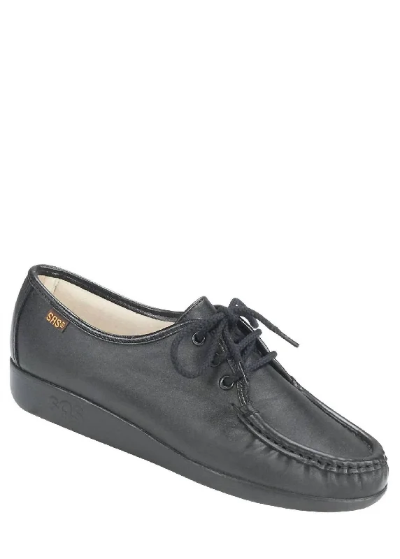 Siesta Lace Up Loafer - Wide in Black